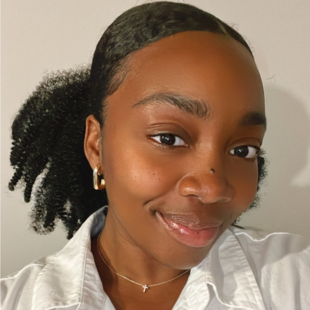 Meet your Posher, Bria